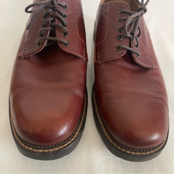 Elegant Brown Leather Derby Shoes - Picture 14 of 15